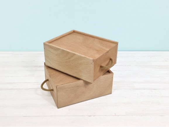 Wooden box 23x18.5x10 cm. with sliding lid and 2 divisions Ref.PC32G