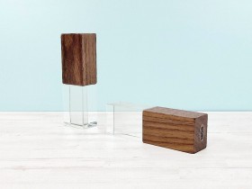 PenDrive de Madera Oscura y Cristal Ref.USBCH8