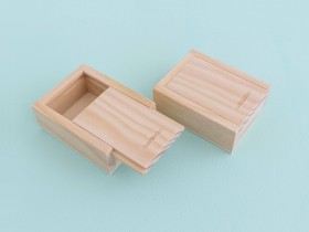 Caja de madera 9x7x3,5 cm. c/tapa corredera Enrasada Ref.P1002