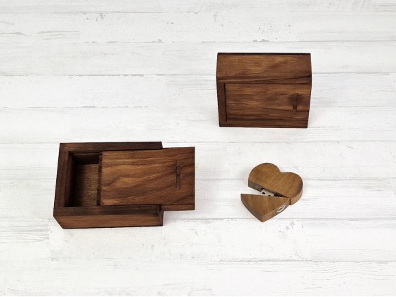 Caja de madera Envejecida  9x7x3,5 cm. c/tapa corredera Enrasada Ref.P1003