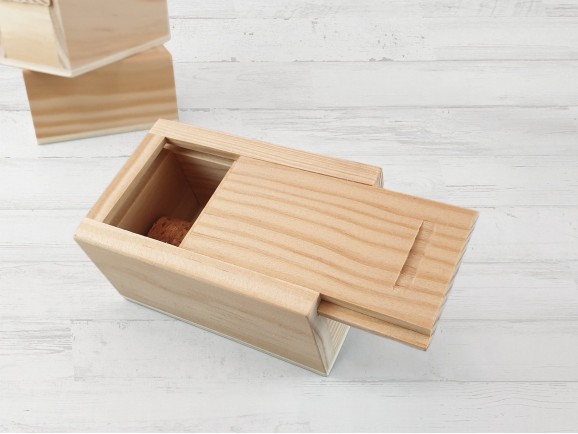 Caja de madera 8,5x5,5x4,5 cm. c/tapa corredera Enrasada Ref.PC1PD
