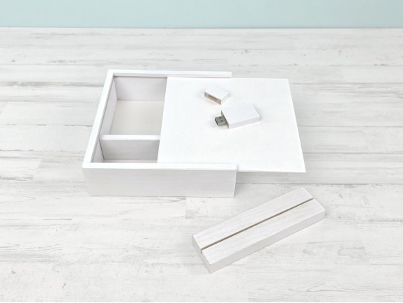 Pack Caja Blanca fotos 10x15 + PenDrive + Taco Ref.PackCF13H11T