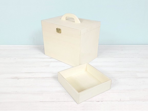 Caja maleta de madera 30x20x26 cm. c/asa y bandeja interior Ref.P00CM52