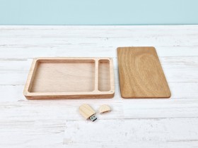 Pack Varnished box with 10x15 photo magnets + 32GB PenDrive Ref.PackF5VCH9-32