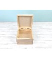 Square pine wood box 20x20x13 cm. with hinge Ref. DRSD120B