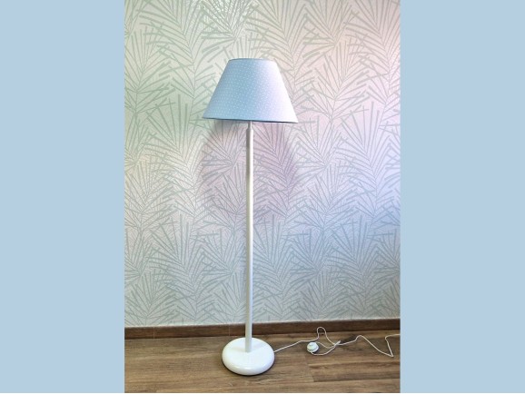 Lámpara de pie redonda 135 cm. Ref.3602