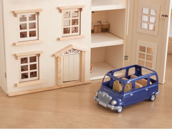 Rustic wooden dollhouse Ref.AR12431