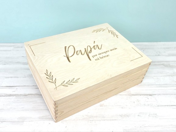 Pine wood box 40x30x13 cm. with hinge Ref. DRSD140B