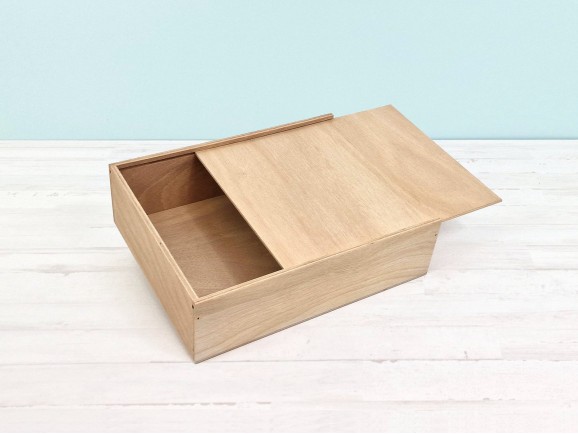 Wooden box 35x28x10 cm. with sliding lid Ref.P1454C8J3