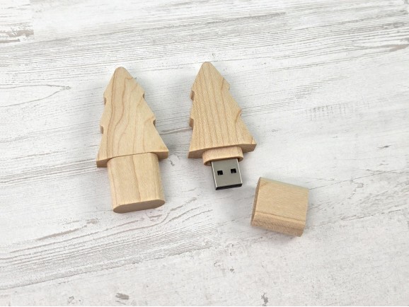 PenDrive de madera forma pino Ref.USBCH12