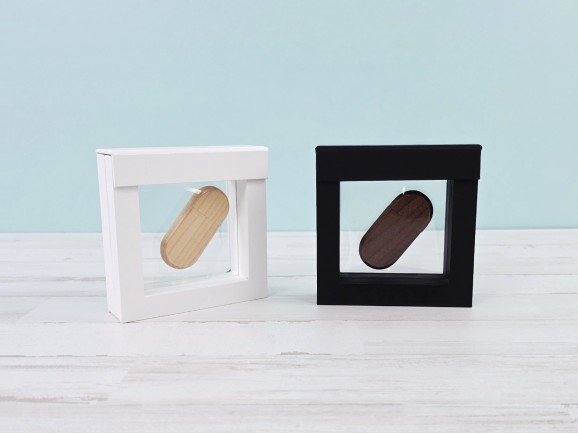 Floating frame box pack + rounded USB drive Ref. PackLD48RE