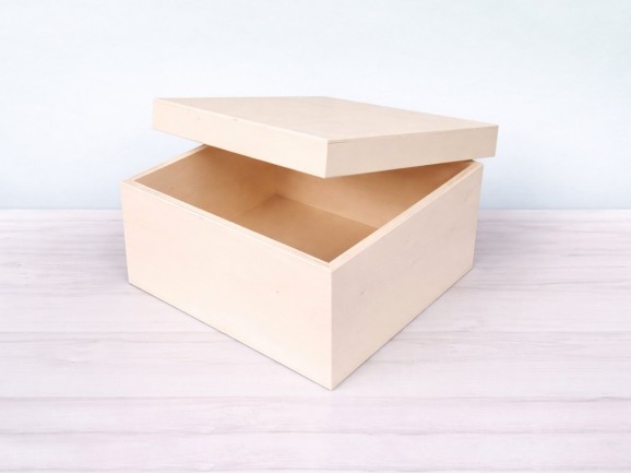 Square wooden box 20x20x10 cm. with lid Ref.P00C20