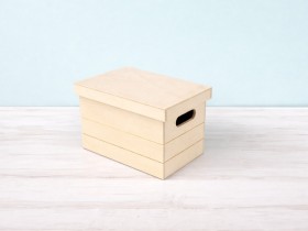 Caja de madera rayada 21,5x15,5x14,5 cm. c/asas y tapa Ref.AW24931