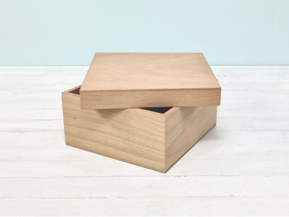 Wooden box 20x20x10 cm. without cover Ref.PC20OK