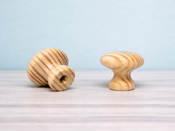 Pine knob handle with nut 2 measures Ref.7