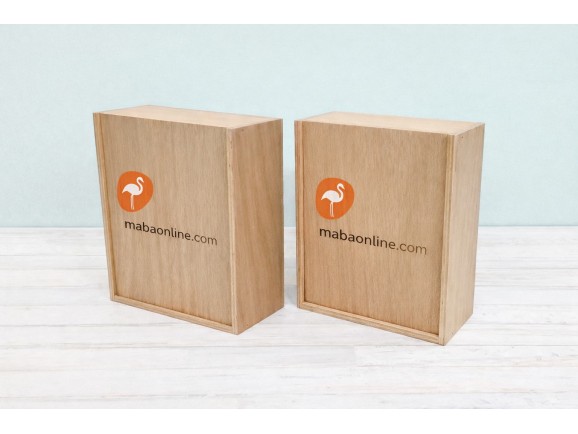 Wooden box 23x18.5x10 cm. with sliding lid Ref.PC21H