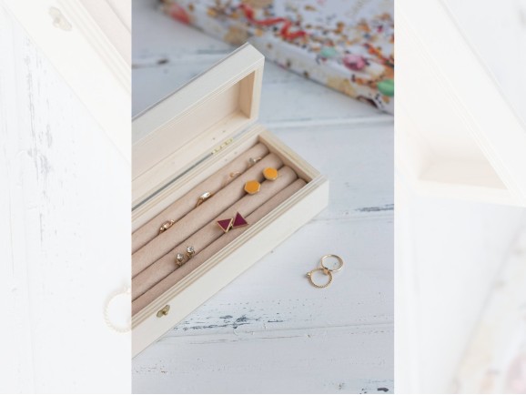 Wooden box 36x8x7 cm. with hinge and clasp Ref.P00CB02