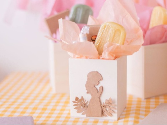 Wooden pencil holder Ref.AW24881