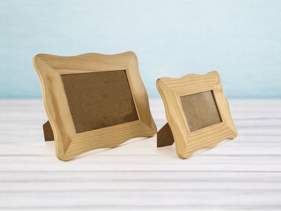 Marcos ondulados 5 cm. c/cristal para fotos Ref.PR4V