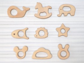 Wooden teethers shapes 1 Ref.RM2018
