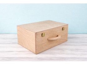 Wooden suitcase box 38.5x26.5x16 cm. with wooden handle Ref. PCM55