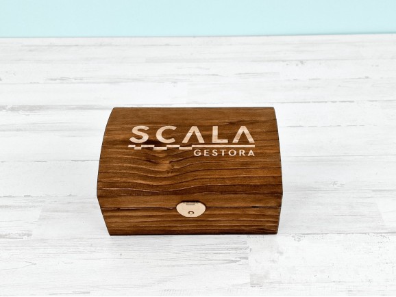 Aged wooden chest 15x10x7 cm. Ref.P1014ST