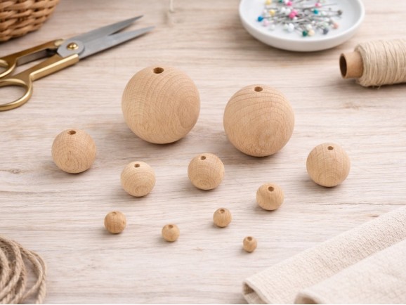 Bolas de madera con taladro Ref.100T