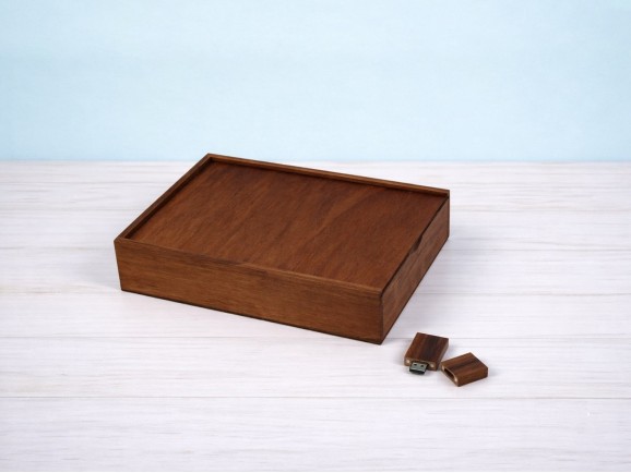 Classic Dark Wood PenDrive with Magnet Ref. USBCH3