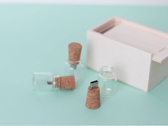 PenDrive Botellita de cristal y corcho Ref.USBCH4