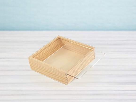 Wooden box 17.5x17.5x5.5 cm. with methacrylate lid Ref.P00C3M