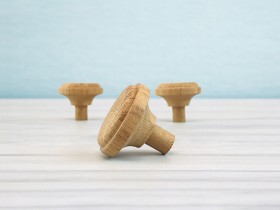 Knob knob oak Ø4 cm. with spike Ref. 12