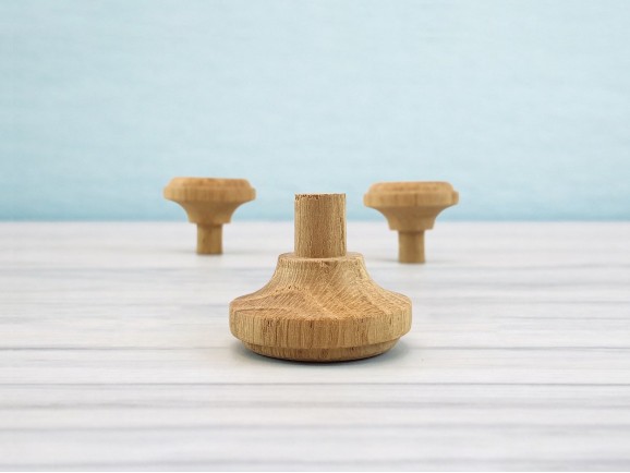 Tirador pomo de roble Ø4 cm. c/espiga Ref.12