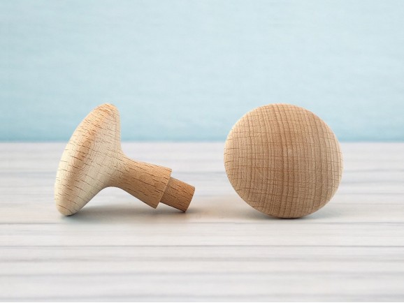 Beech mushroom handle Ø4.5 cm. with spike Ref.13