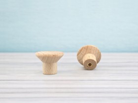 Tirador pomo de haya Ø2,5 cm. c/tuerca Ref.16