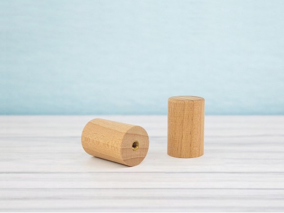 Beech cylinder handle Ø2 cm. with nut Ref.19