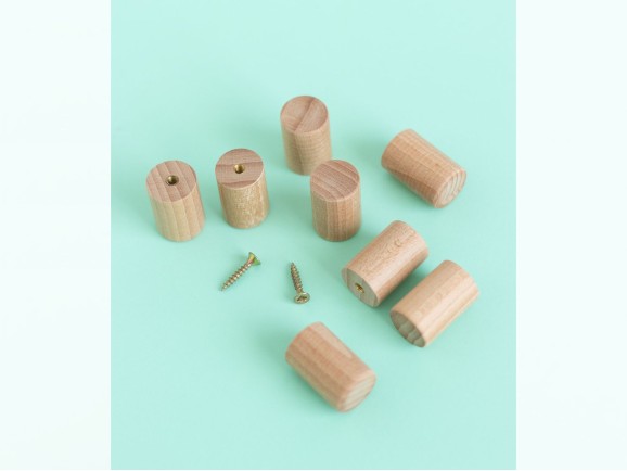 Beech cylinder handle Ø2 cm. with nut Ref.19