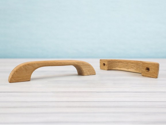 Flat oak handle handle 13 cm. with 2 nuts Ref.53R