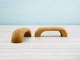 Oak rounded handle handle 10 cm. Ref.H5