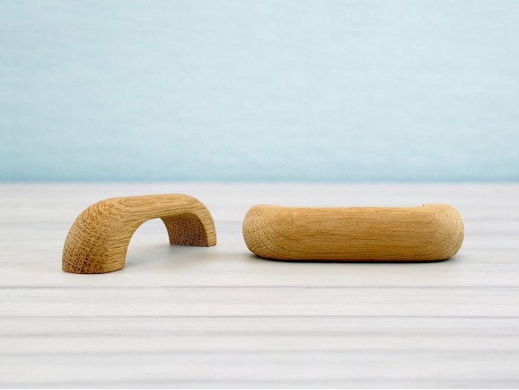 Oak rounded handle handle 10 cm. Ref.H5