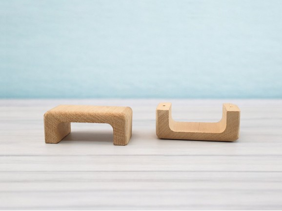 Rectangular beech handle 7 cm. Ref.H10