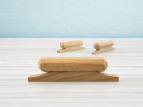 Pine and Beech round handle handle 2 sizes Ref.H8