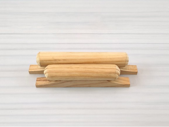 Pine and Beech round handle handle 2 sizes Ref.H8