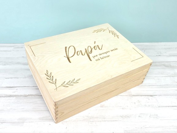 Pine wood box 40x30x13 cm. with hinge Ref. DRSD140B