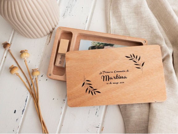 Varnished photo box with magnets 2 sizes Ref.PCF5V