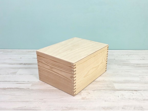 Caja de madera 24x18,5x13 cm. c/tapa y div.interiores Ref.DRPZ289