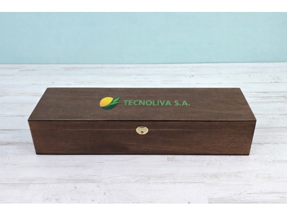 Varnished wooden box 44.5x13x9 cm. with hinge and clasp Ref.MAG25