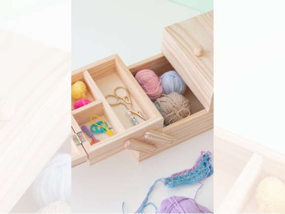 Tabletop wooden sewing box Ref.AW01MB