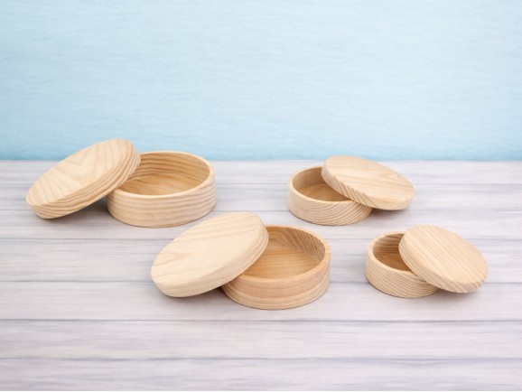 Round pine box with lid various sizes Ref.AR5720