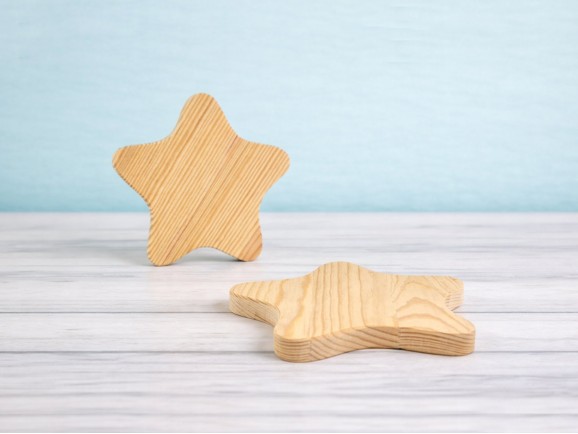 Estrella de madera maciza 24x24x2 cm. Ref.AT11418