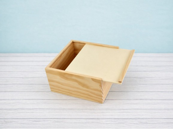 Pine wood box 22x22x12 cm. with frame sliding cover Ref.99